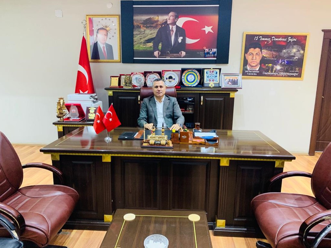Mehmet Güngör `den 24 Kasım Öğretmenler Günü Mesajı